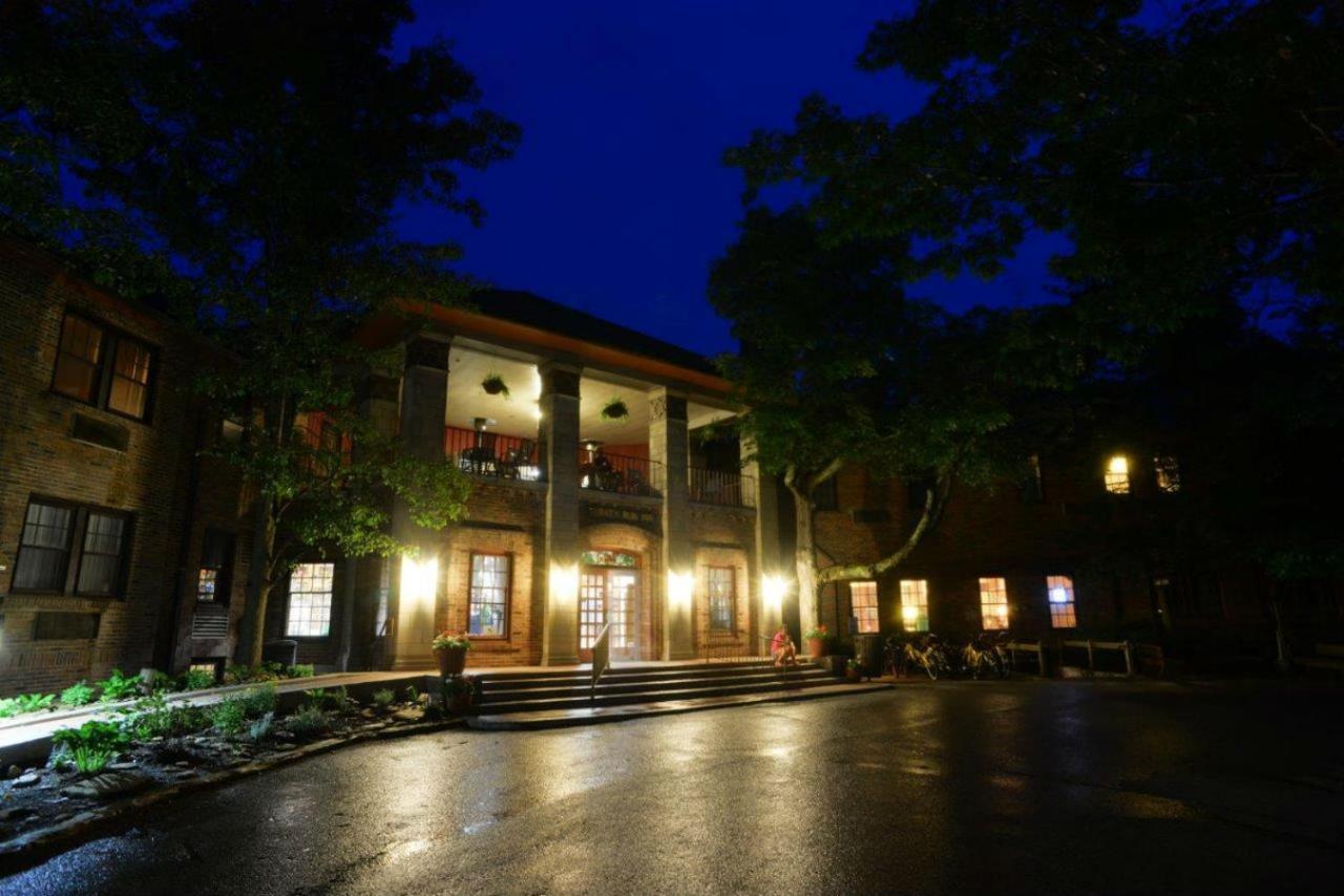 Turkey Run Inn & Cabins Marshall Exterior photo